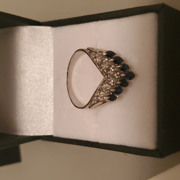 Ring - Picture 6 of 9